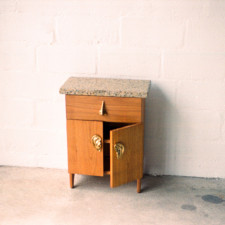http://andrewdefreitas.com/files/dimgs/thumb_1x225_3_533_8040.jpg